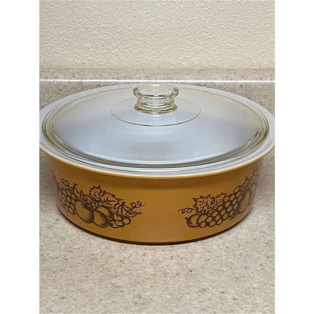 VTG,Corningware Yellow Casserole with Harvest Fruit Motif and Glass Lid